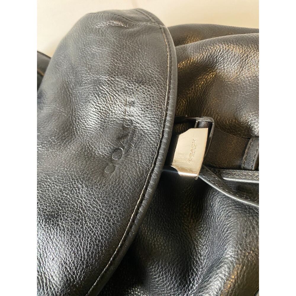 Authentic Coach Black Leather Sling Backpack Bag Unisex - Picture 3 of 6